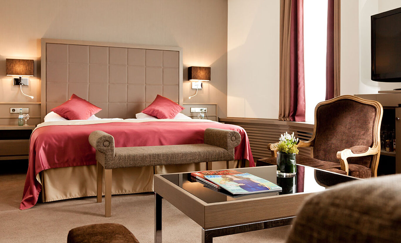 Althoff Hotel Am Schlossgarten Stuttgart Exterior foto A room at the Hotel de l'Europe
